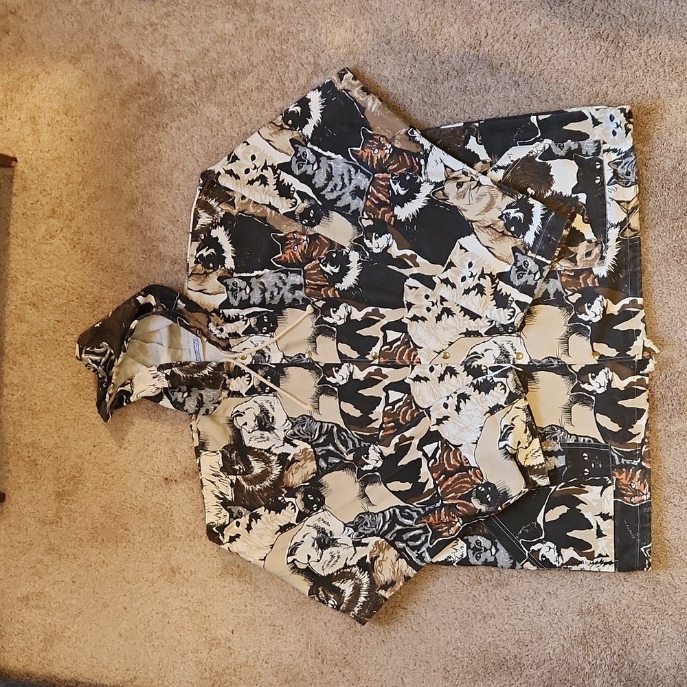 Vintage Michigan Rag Company Cat Full Print Button Down Hoodie